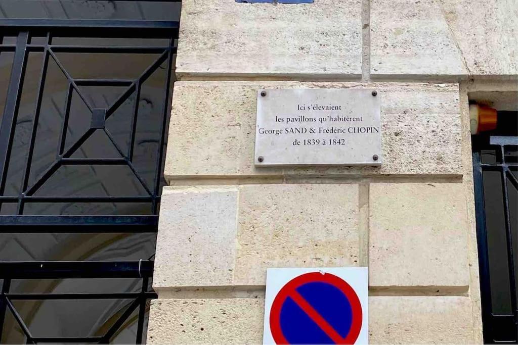 9, Entre Opera Et Pigalle, Superbe Avec Balcon Appartement